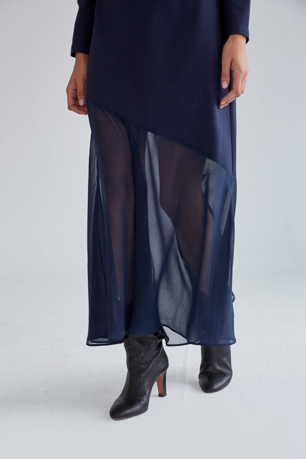 Isabella navy blue dress