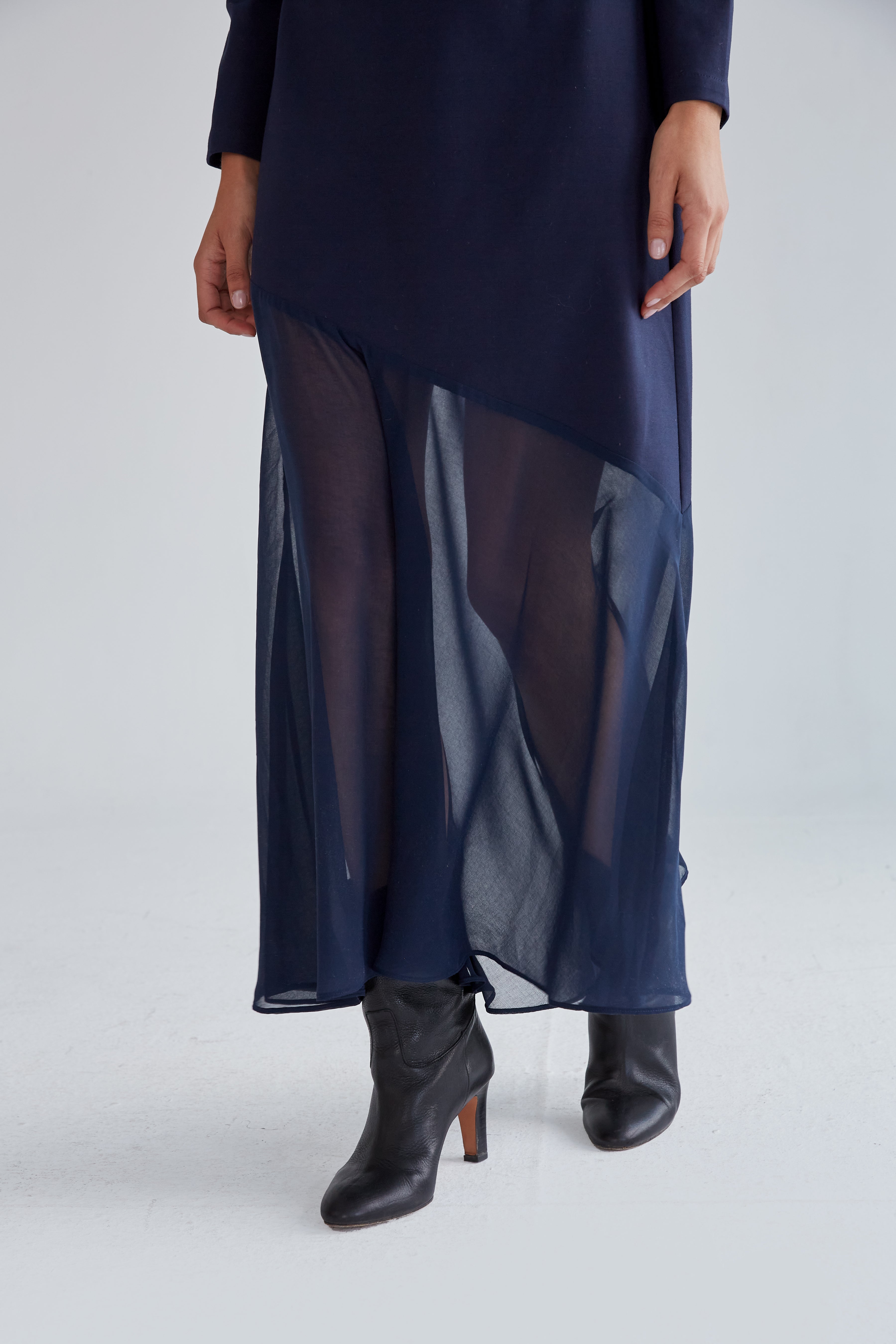 Isabella navy blue dress