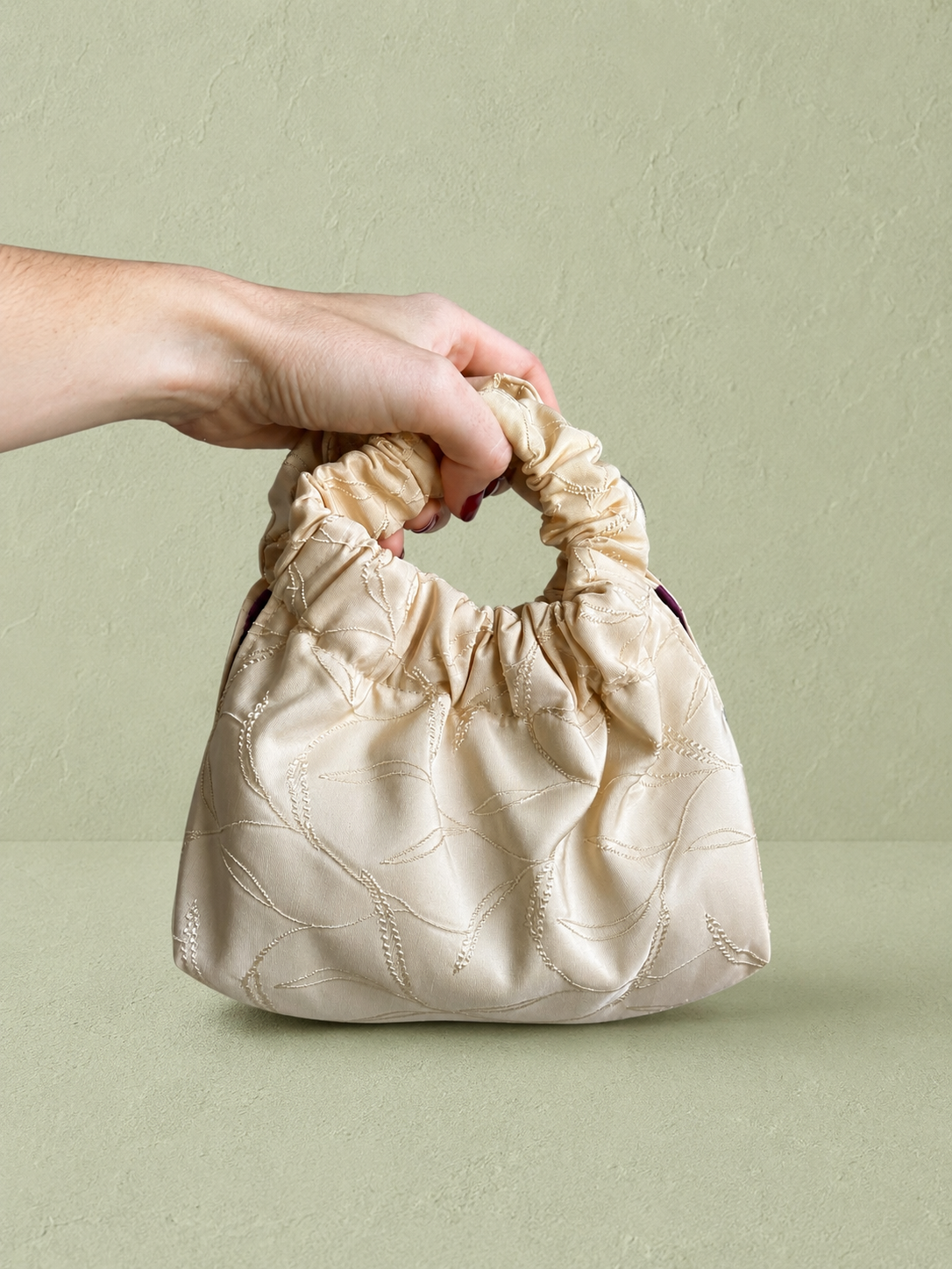 Cream embroidered bag