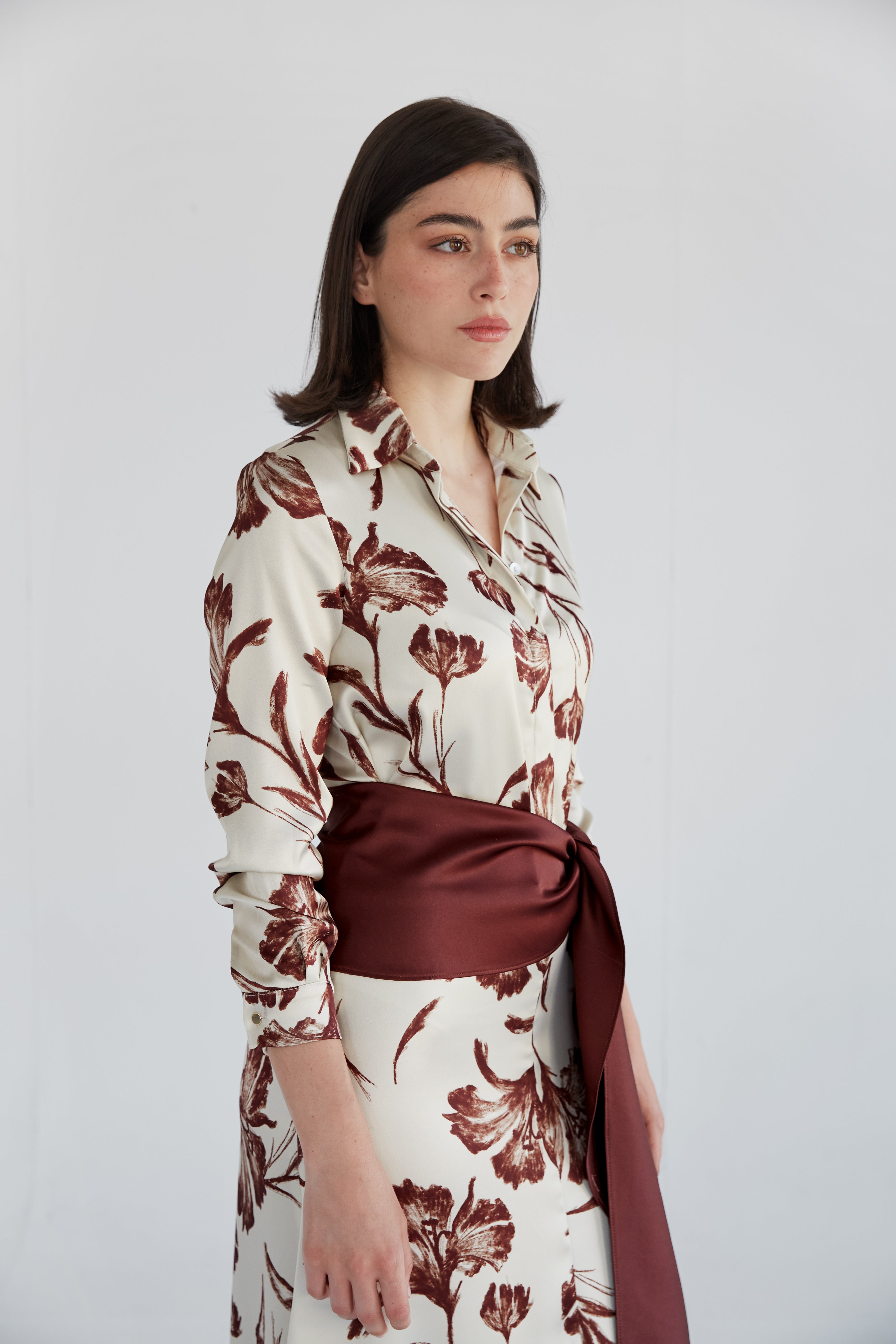 Vestido Lida Flores beis