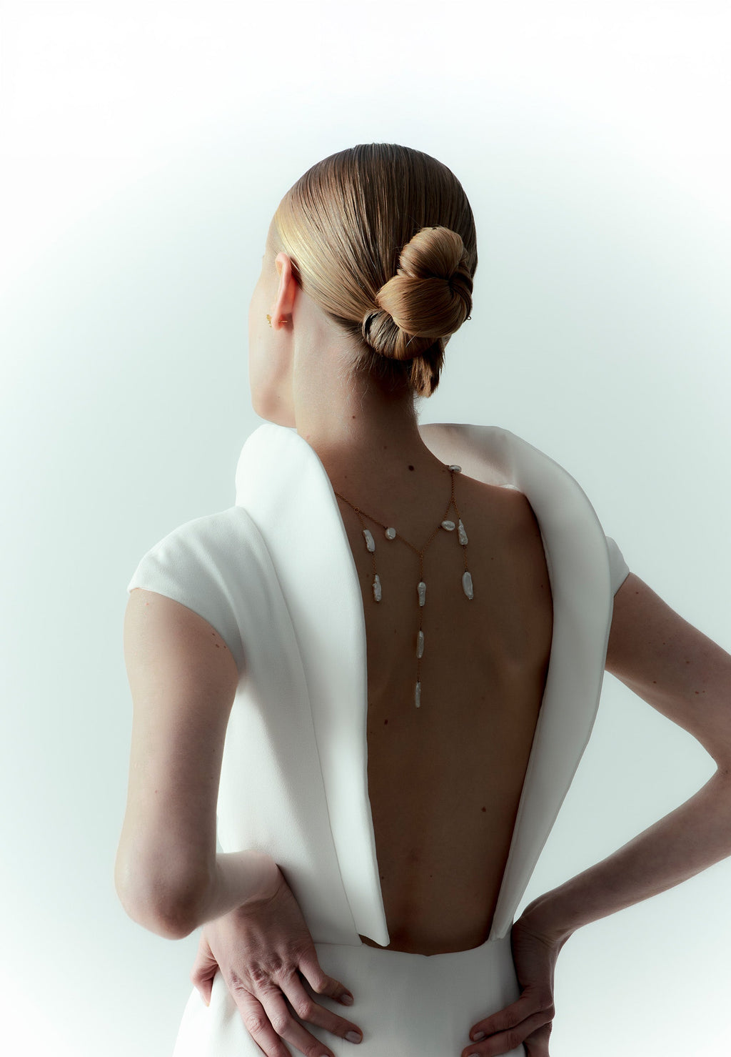 Iris Pearl Necklace