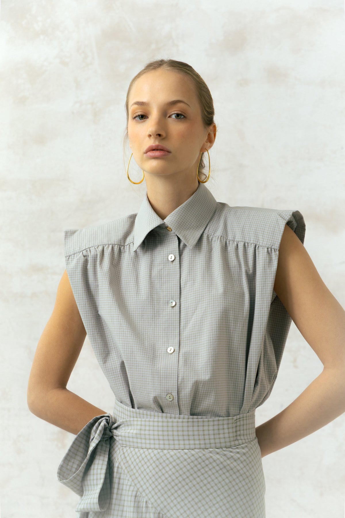 Camisa Marieta Sin Mangas Cuadros Verde Neutro