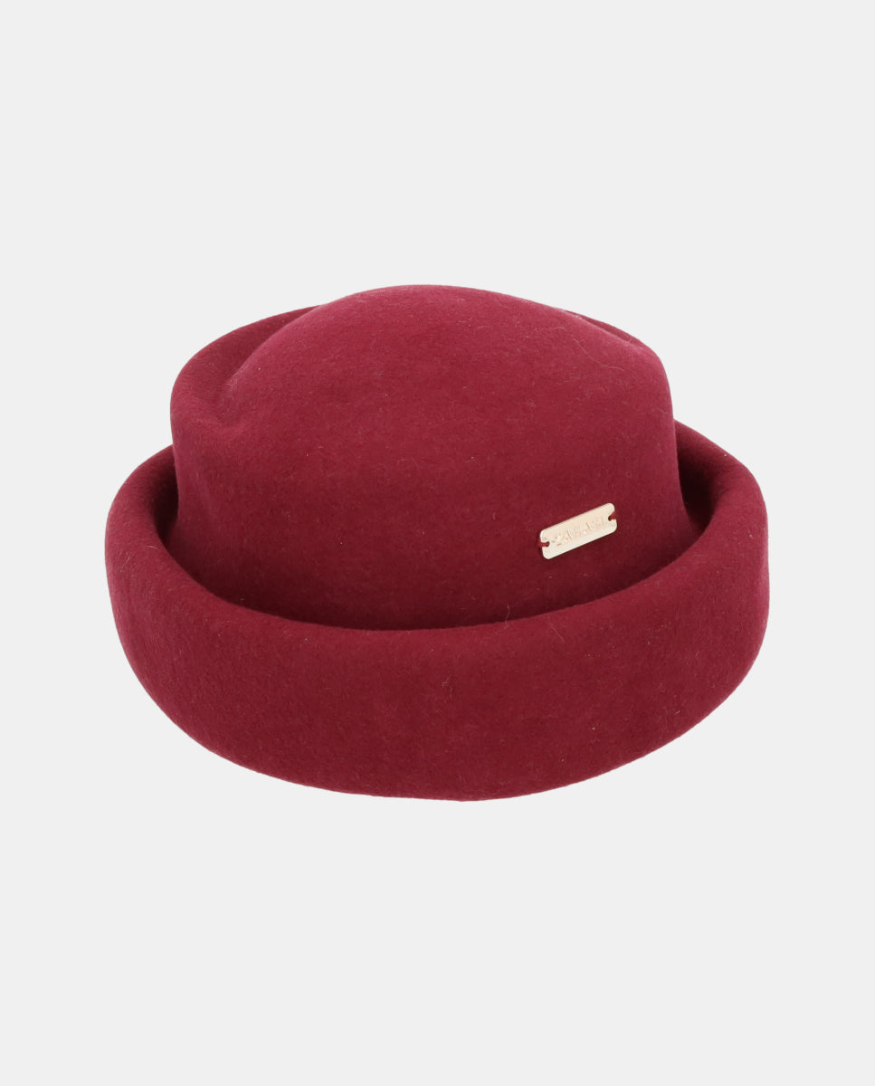 Casquete Nina Burdeos