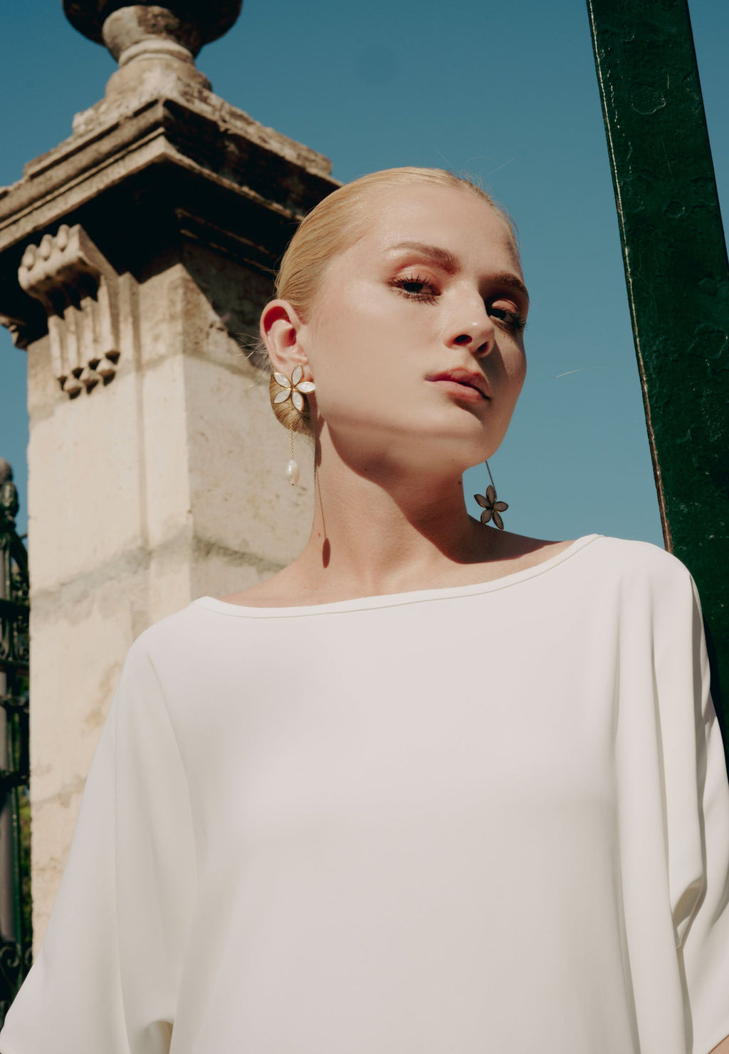 Pendientes White Lotus